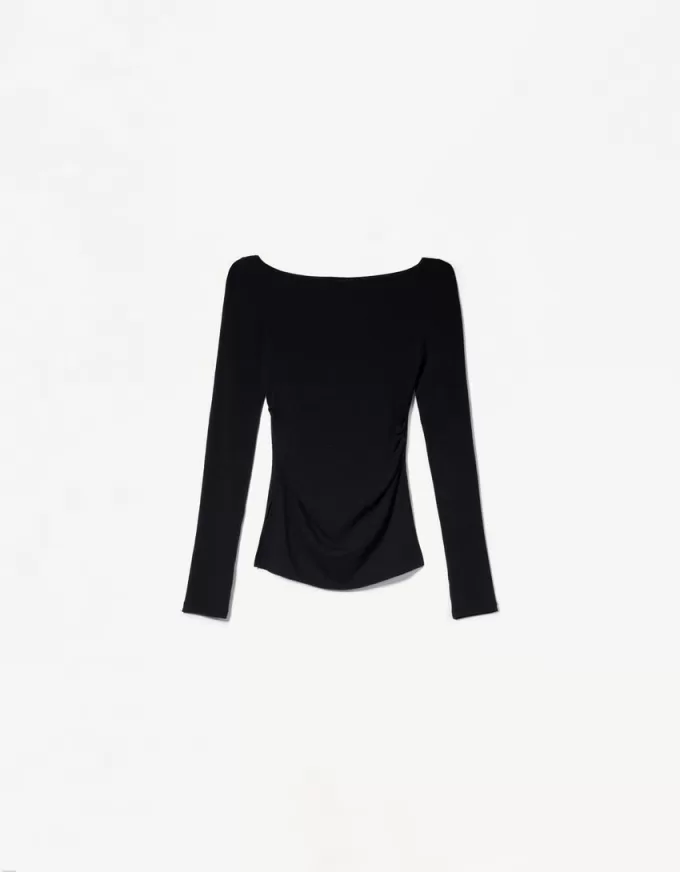 Tricou cu maneca lunga cu detaliu incrustat Tricou cu maneca lunga cu detaliu incrustat
