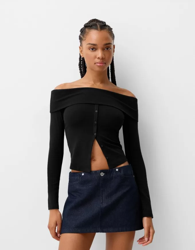 Tricou cu maneca lunga cu nasturi Tricou cu maneca lunga cu nasturi