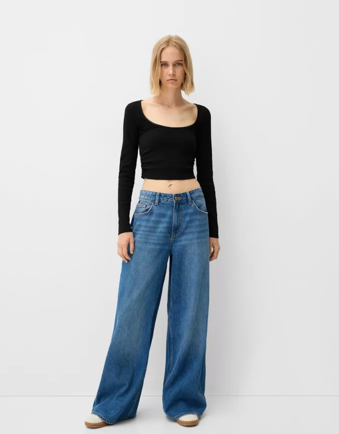 Tricou cu mânecă lungă, cu părțile strânse Tricou cu mânecă lungă, cu părțile strânse