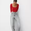 Tricou cu mânecă lungă, cu părțile strânse Tricou cu mânecă lungă, cu părțile strânse