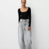 Tricou cu mânecă lungă, cu părțile strânse Tricou cu mânecă lungă, cu părțile strânse