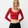 Tricou cu mânecă lungă, cu părțile strânse Tricou cu mânecă lungă, cu părțile strânse