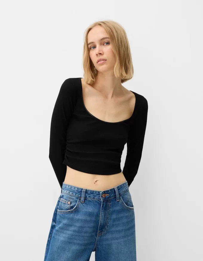 Tricou cu mânecă lungă, cu părțile strânse Tricou cu mânecă lungă, cu părțile strânse
