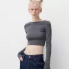 Tricou cu maneca lunga cu strasuri peste tot Tricou cu maneca lunga cu strasuri peste tot