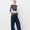 Tricou cu maneca lunga cu strasuri peste tot Tricou cu maneca lunga cu strasuri peste tot