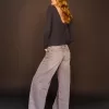 Tricou cu mânecă lungă și decolteu în V Tricou cu mânecă lungă și decolteu în V