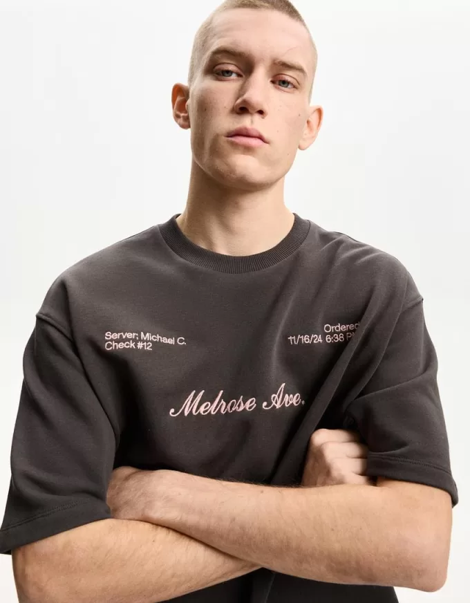 Tricou cu maneca scurta cu broderie Tricou cu maneca scurta cu broderie