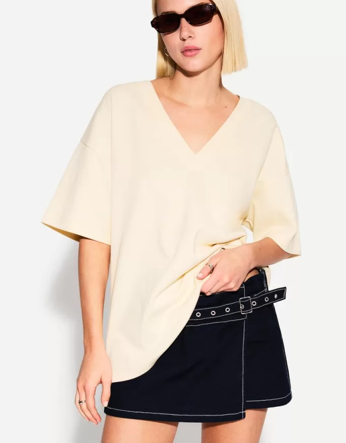 Tricou cu mânecă scurtă cu decolteu în V din bumbac greu Tricou cu mânecă scurtă cu decolteu în V din bumbac greu