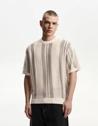 Tricou cu mânecă scurtă cu dungi texturate