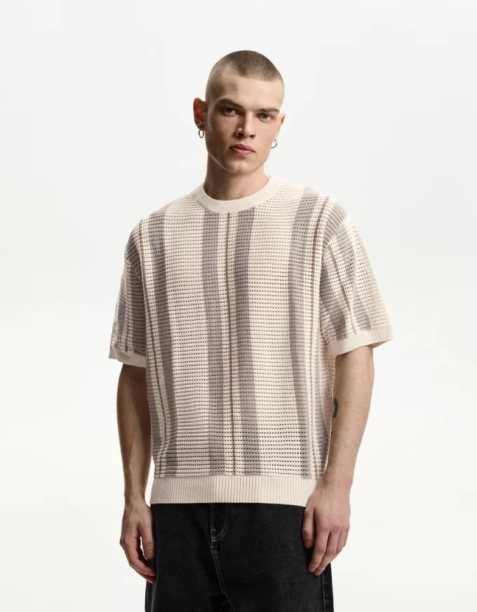 Tricou cu mânecă scurtă cu dungi texturate Tricou cu mânecă scurtă cu dungi texturate