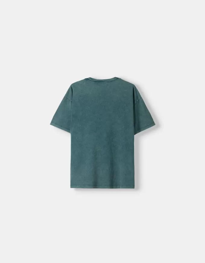 Tricou cu mânecă scurtă cu efect decolorat și imprimeu Tricou cu mânecă scurtă cu efect decolorat și imprimeu