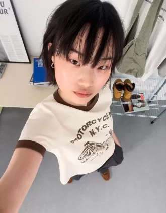Tricou cu maneca scurta cu imprimeu contrastant