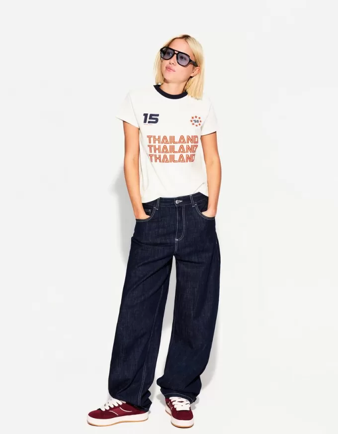 Tricou cu maneca scurta cu imprimeu contrastant Tricou cu maneca scurta cu imprimeu contrastant