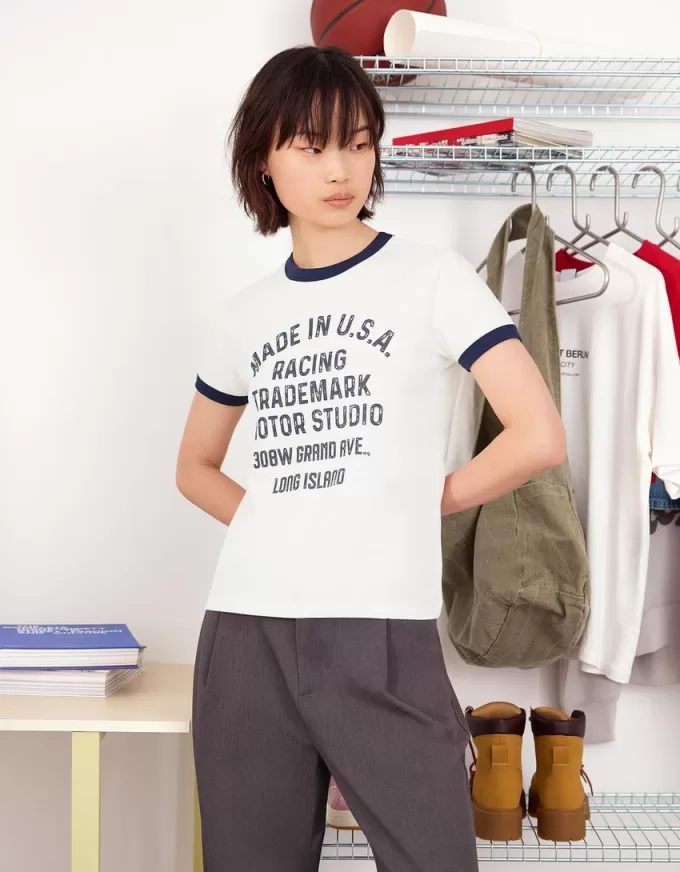 Tricou cu maneca scurta cu imprimeu contrastant Tricou cu maneca scurta cu imprimeu contrastant