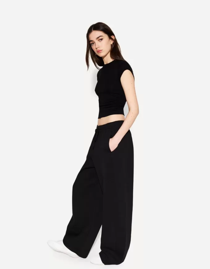 Tricou cu mânecă scurtă cu încrețire laterală Tricou cu mânecă scurtă cu încrețire laterală