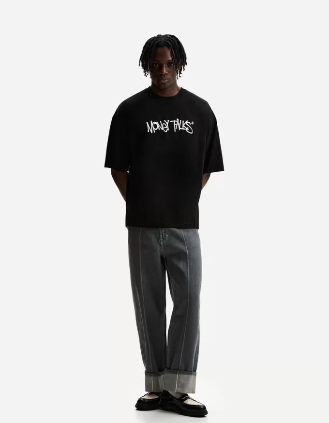 Tricou cu mânecă scurtă foarte largi, cu imprimeu