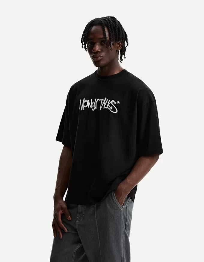 Tricou cu mânecă scurtă foarte largi, cu imprimeu