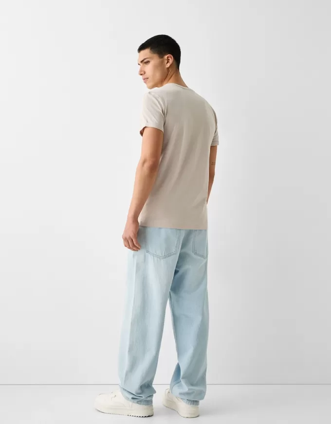 Tricou cu mânecă scurtă în formă musculară Tricou cu mânecă scurtă în formă musculară