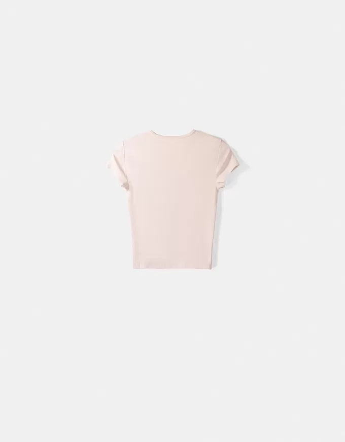 Tricou cu mânecă scurtă și decolteu Tricou cu mânecă scurtă și decolteu