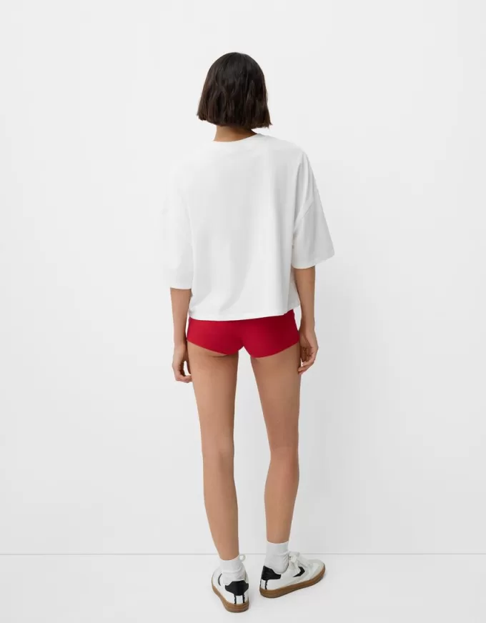 Tricou decupat Paris cu mânecă scurtă Tricou decupat Paris cu mânecă scurtă
