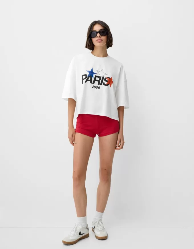 Tricou decupat Paris cu mânecă scurtă Tricou decupat Paris cu mânecă scurtă