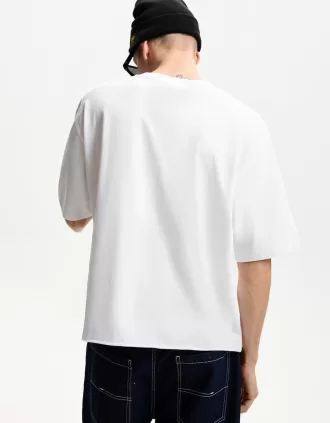 Tricou decupat cu maneca scurta