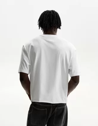 Tricou decupat cu maneca scurta