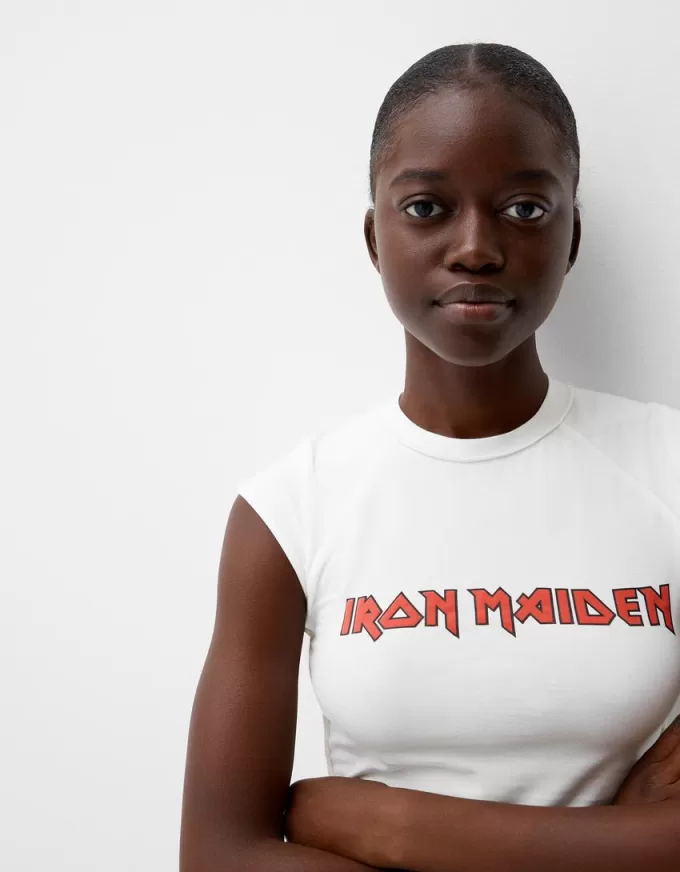 Tricou decupat cu mânecă scurtă Iron Maiden Tricou decupat cu mânecă scurtă Iron Maiden