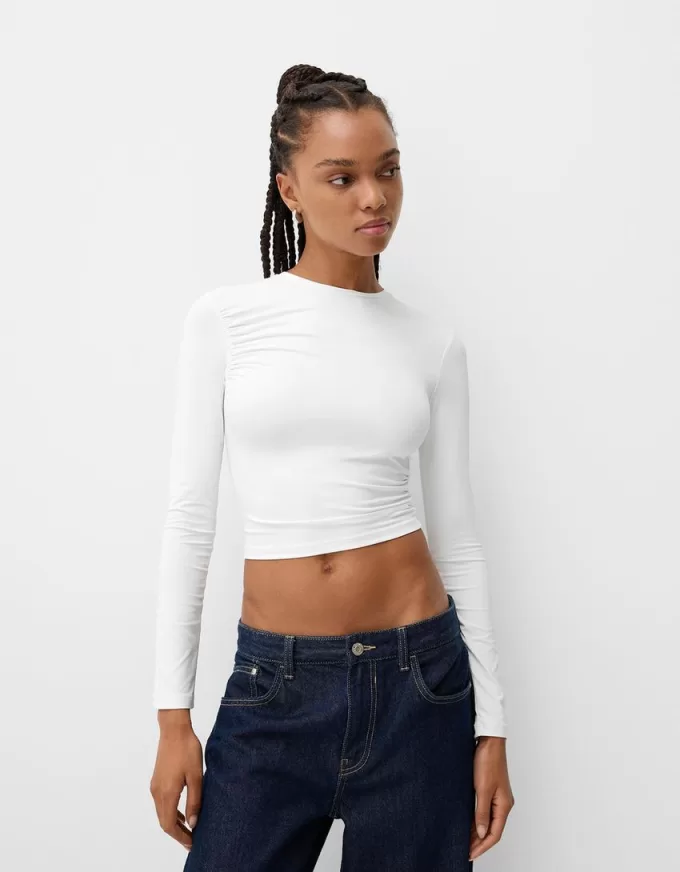 Tricou din poliamidă cu mânecă lungă adunată Tricou din poliamidă cu mânecă lungă adunată