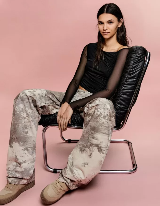 Tricou din tul adunat cu mânecă lungă BERSHKA SERIES Tricou din tul adunat cu mânecă lungă BERSHKA SERIES