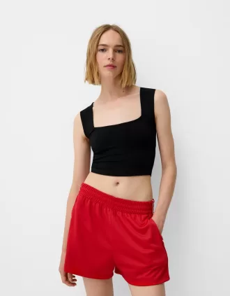 Tricou fără mâneci cu decolteu pătrat