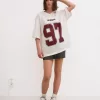 Tricou imprimat cu maneca scurta cu decolteu in V Tricou imprimat cu maneca scurta cu decolteu in V