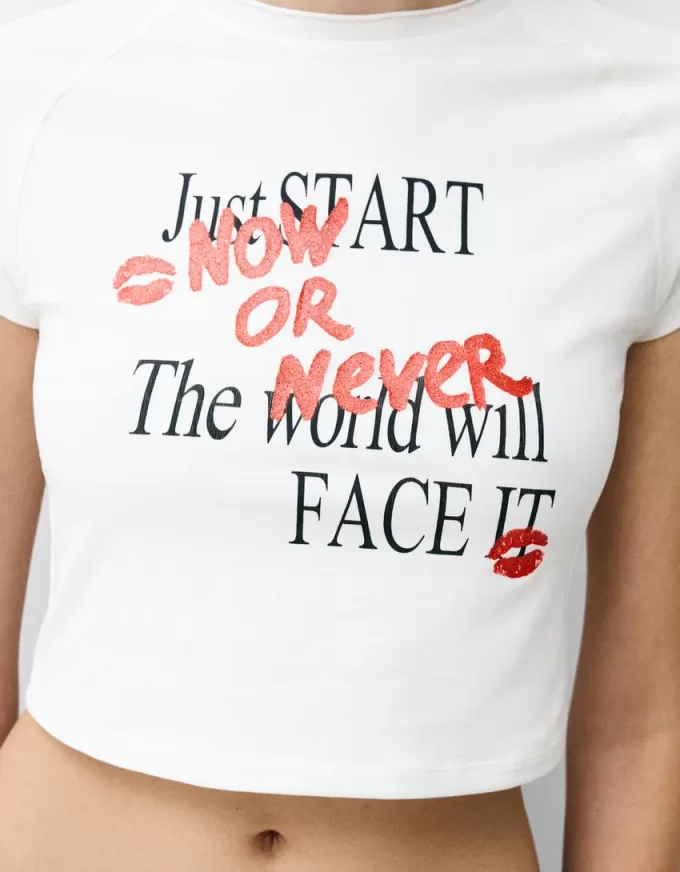Tricou imprimat cu mâneci raglan scurte Tricou imprimat cu mâneci raglan scurte