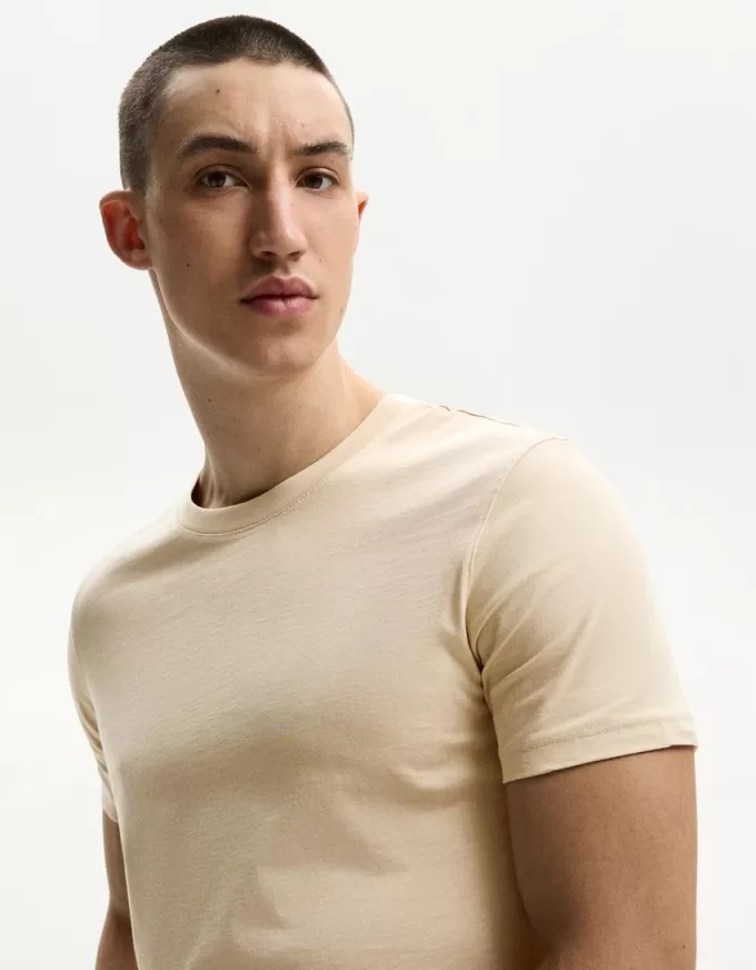 Tricou obișnuit cu mânecă scurtă Tricou obișnuit cu mânecă scurtă