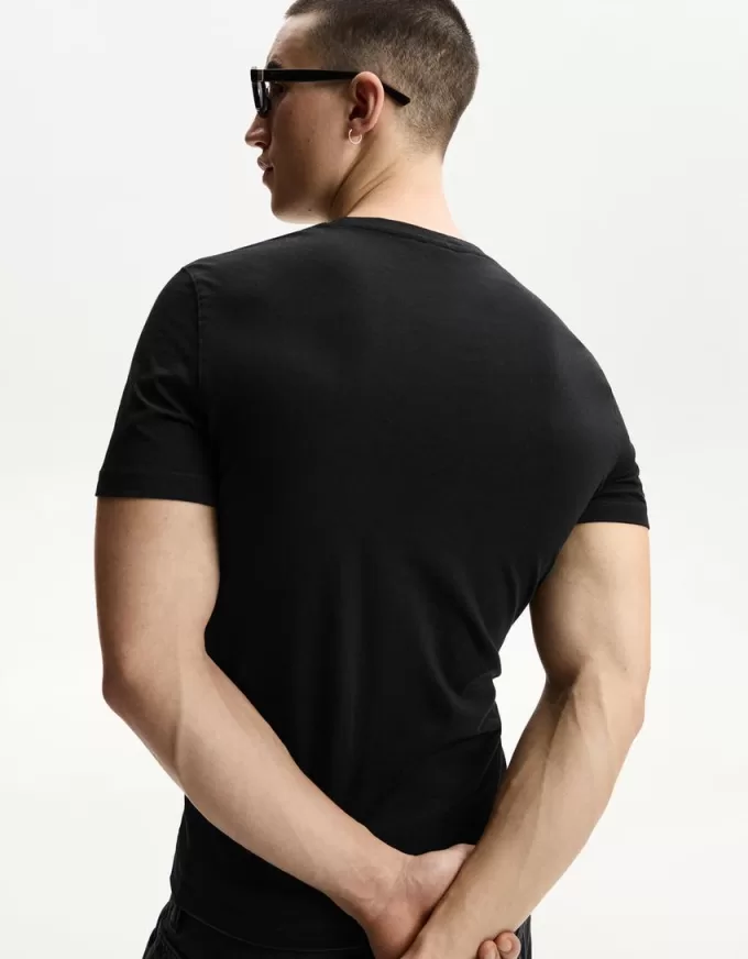 Tricou obișnuit cu mânecă scurtă Tricou obișnuit cu mânecă scurtă
