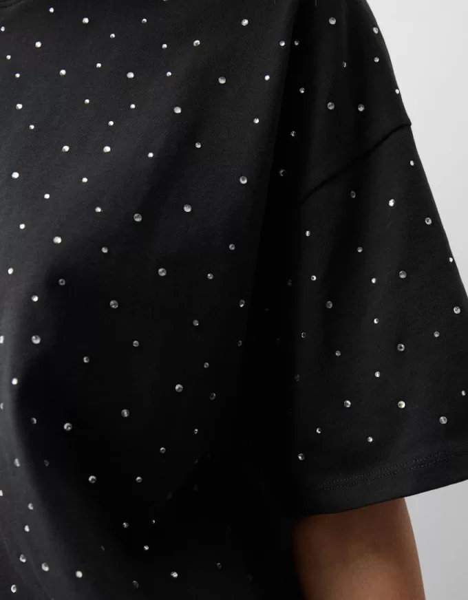Tricou oversize cu mânecă scurtă din strass Tricou oversize cu mânecă scurtă din strass
