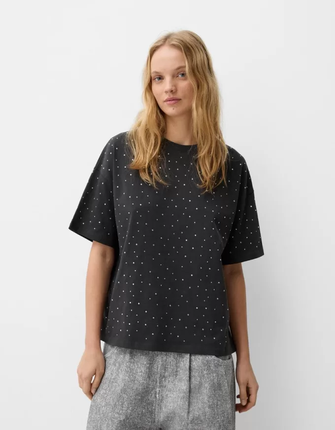Tricou oversize cu mânecă scurtă din strass Tricou oversize cu mânecă scurtă din strass
