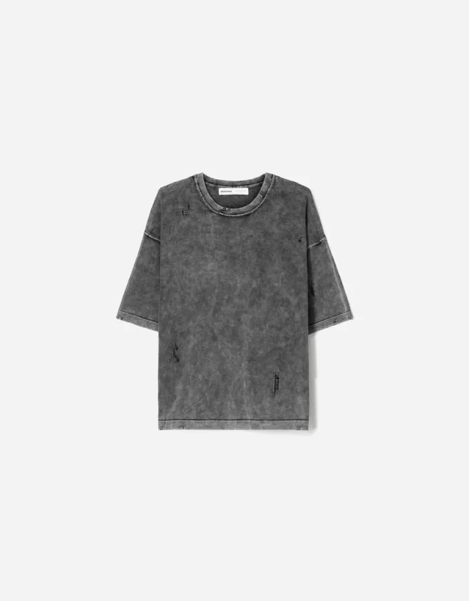 Tricou rupt cu maneca scurta Tricou rupt cu maneca scurta