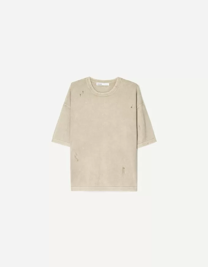 Tricou rupt cu maneca scurta Tricou rupt cu maneca scurta