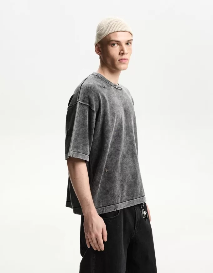 Tricou rupt cu maneca scurta Tricou rupt cu maneca scurta