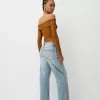 Tricou rustic decolteu Bardot cu maneca lunga Tricou rustic decolteu Bardot cu maneca lunga