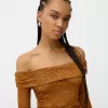 Tricou rustic decolteu Bardot cu maneca lunga Tricou rustic decolteu Bardot cu maneca lunga