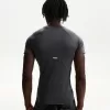 Tricou slim-fit cu maneca scurta, cu cusaturi