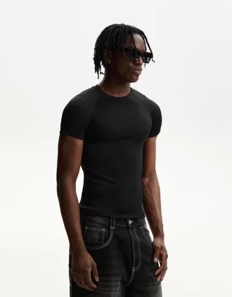 Tricou slim-fit cu maneca scurta, cu cusaturi