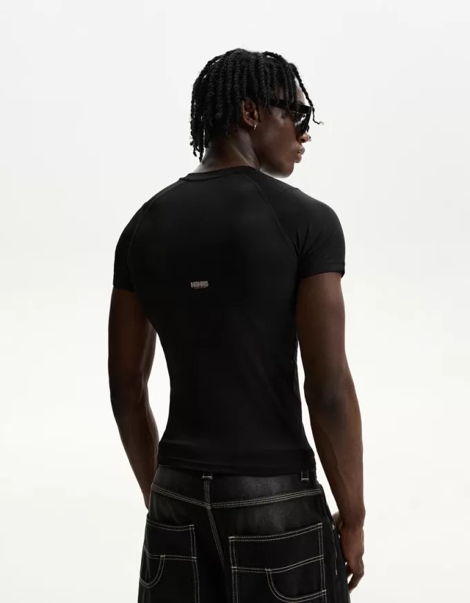 Tricou slim-fit cu maneca scurta, cu cusaturi