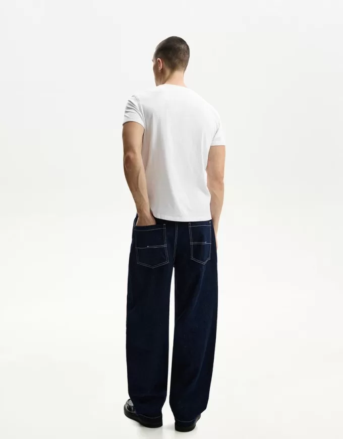 Tricou suflat cu mânecă scurtă brodat Tricou suflat cu mânecă scurtă brodat