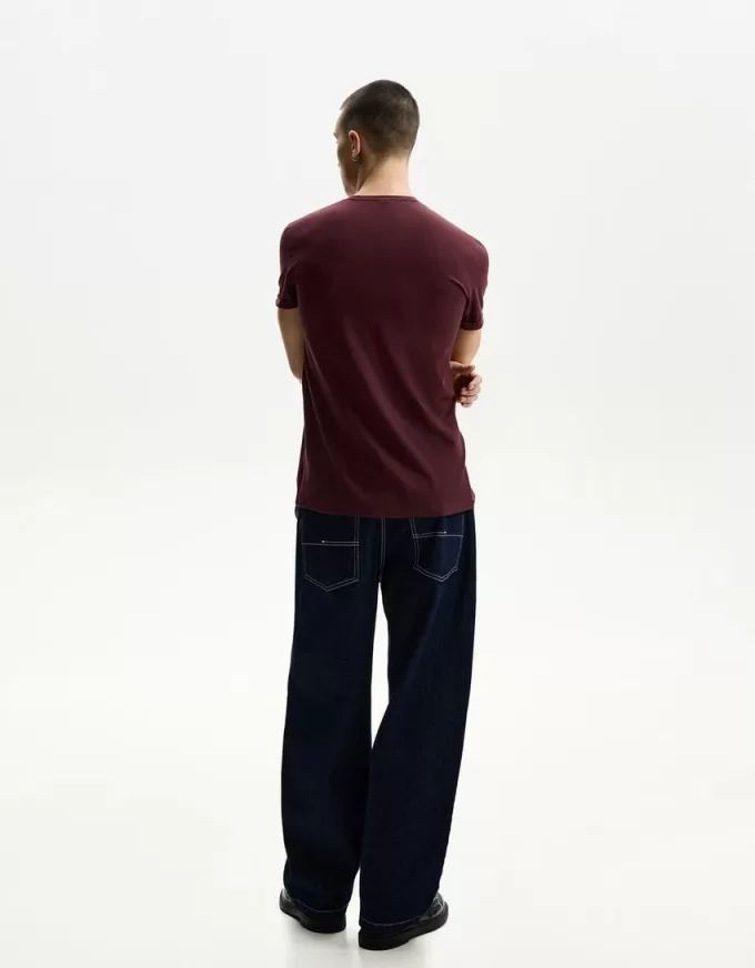Tricou suflat cu mânecă scurtă brodat Tricou suflat cu mânecă scurtă brodat