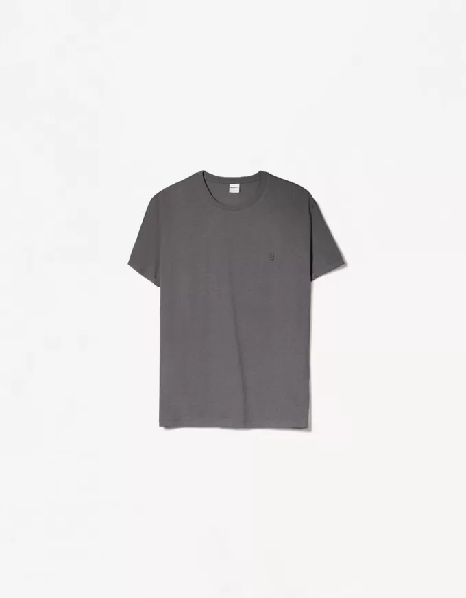 Tricou suflat cu mânecă scurtă brodat Tricou suflat cu mânecă scurtă brodat