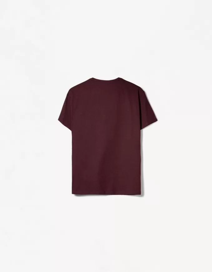 Tricou suflat cu mânecă scurtă brodat Tricou suflat cu mânecă scurtă brodat