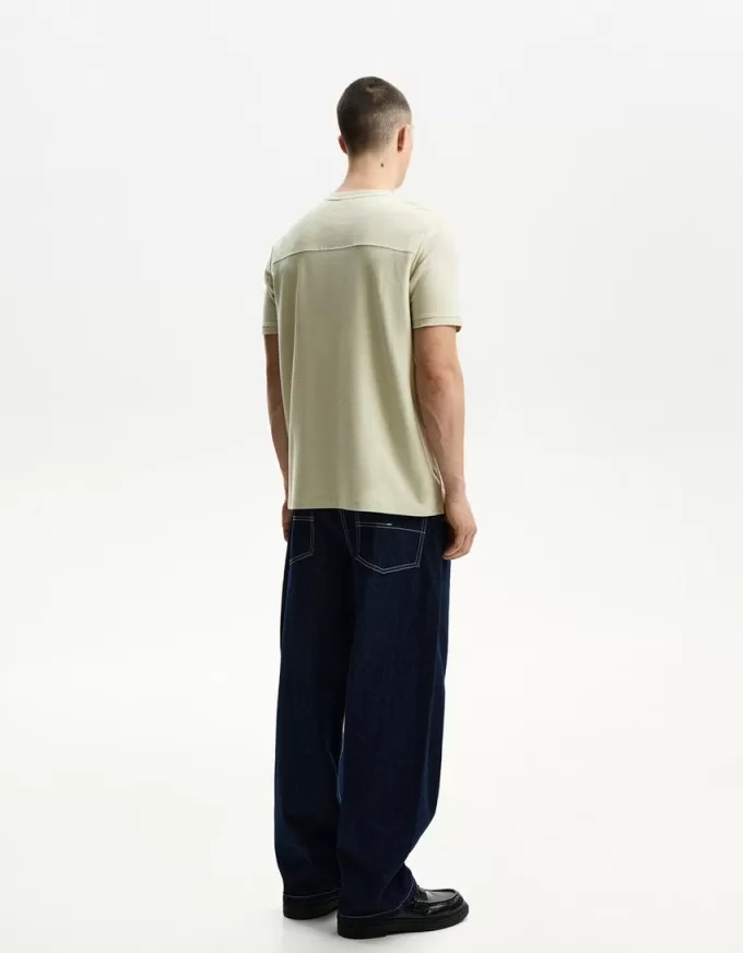 Tricou texturat cu maneca scurta